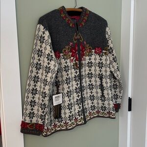 Icelandic Design zip up cardigan fully lined hand embroidered 💯wool size xl NWT